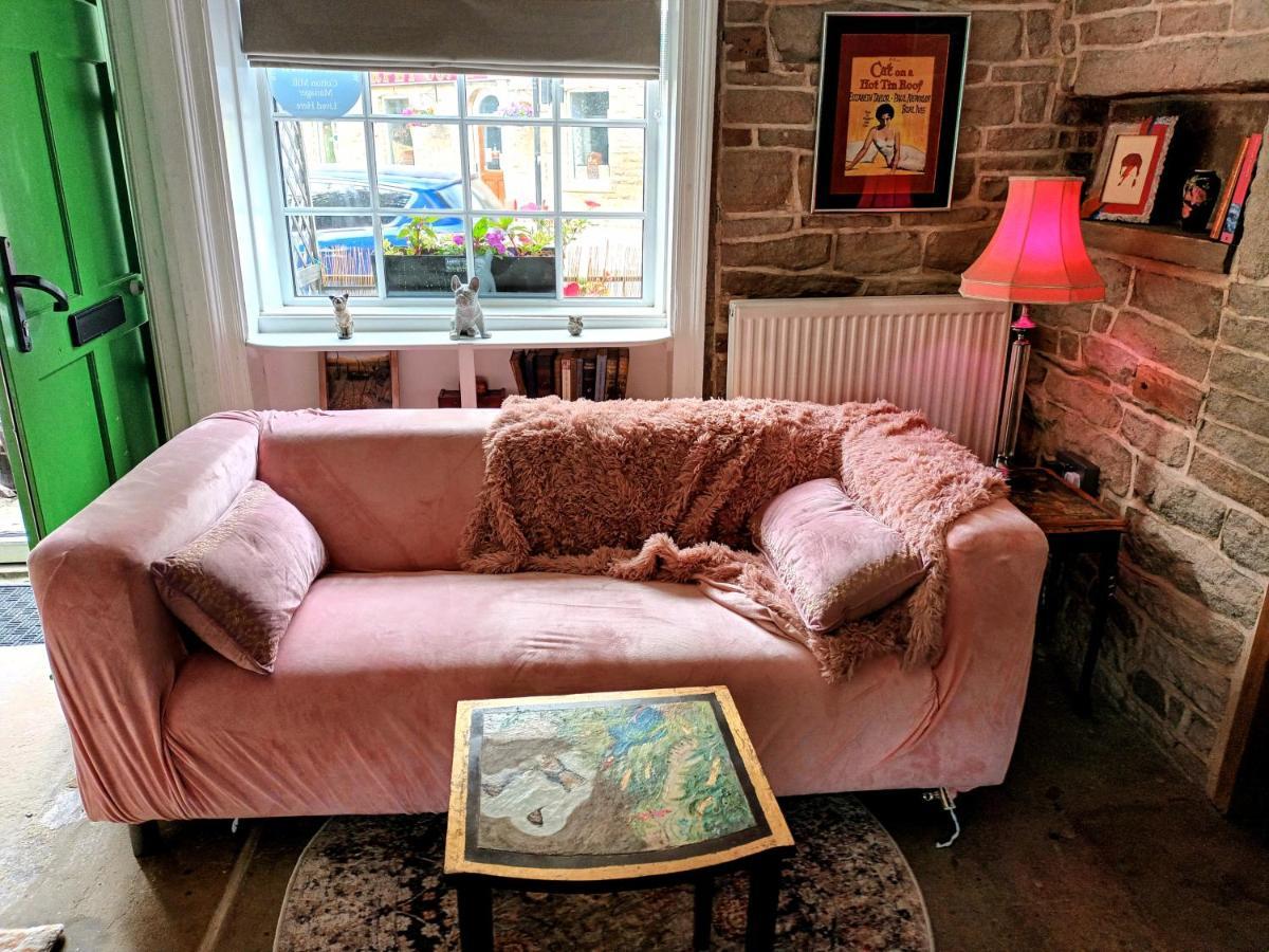 4 Bedroom Period Townhouse In The Heart Of Hebden Hebden Bridge Eksteriør billede